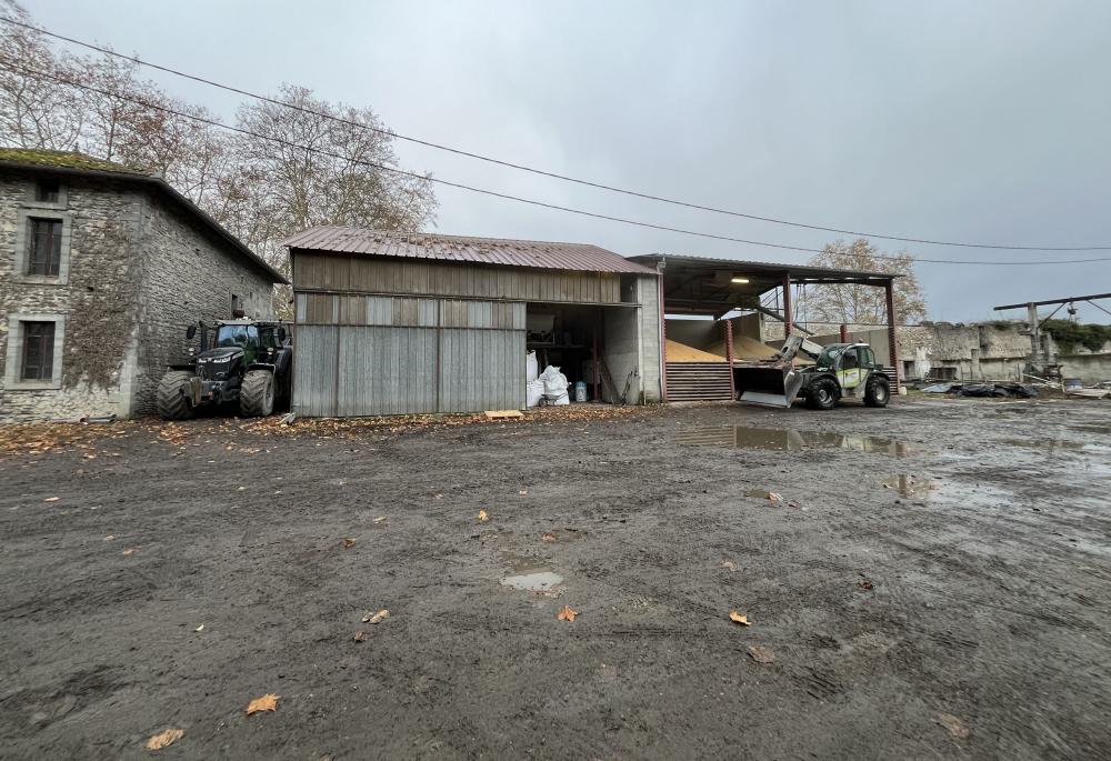 STOCKAGE